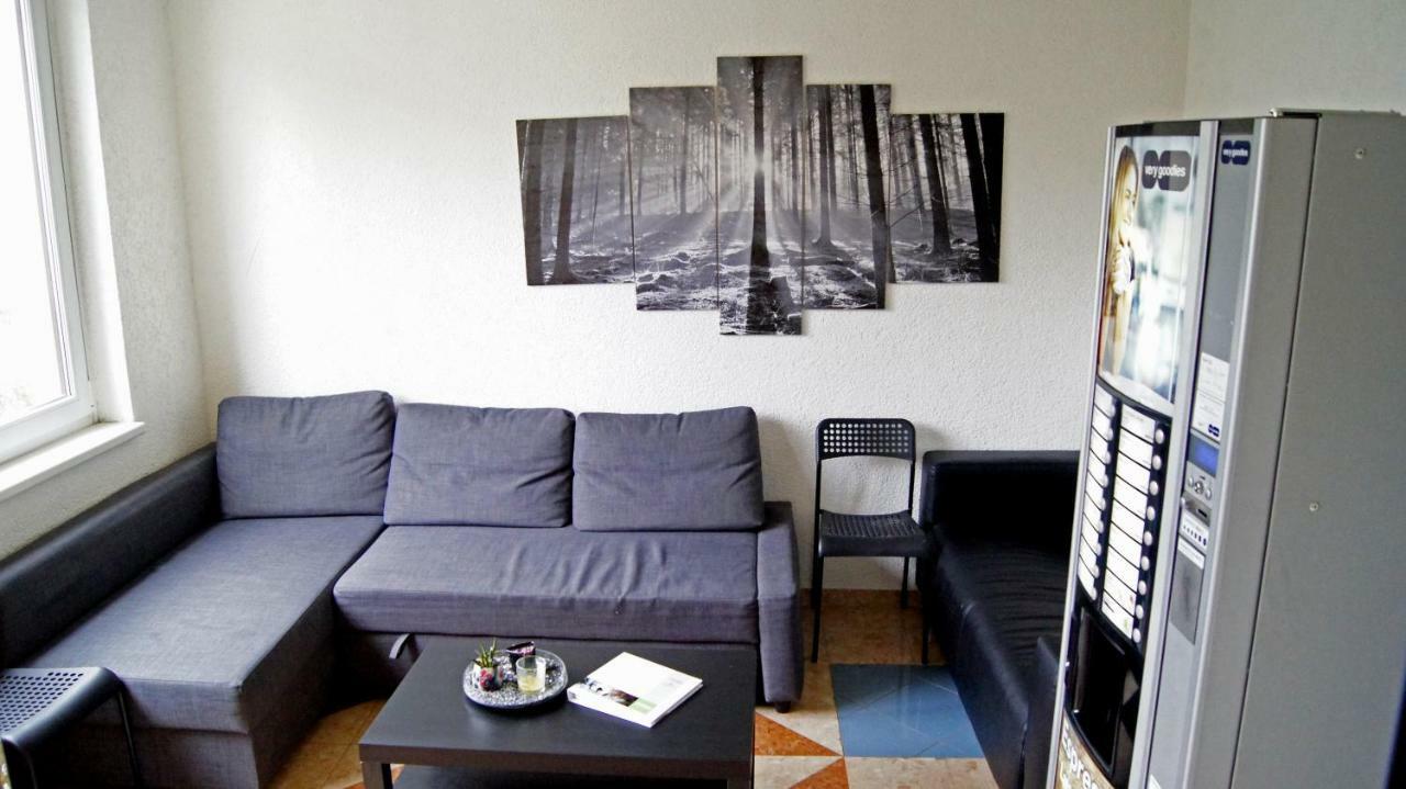 Km House Cerny Most Hostel Prague Luaran gambar