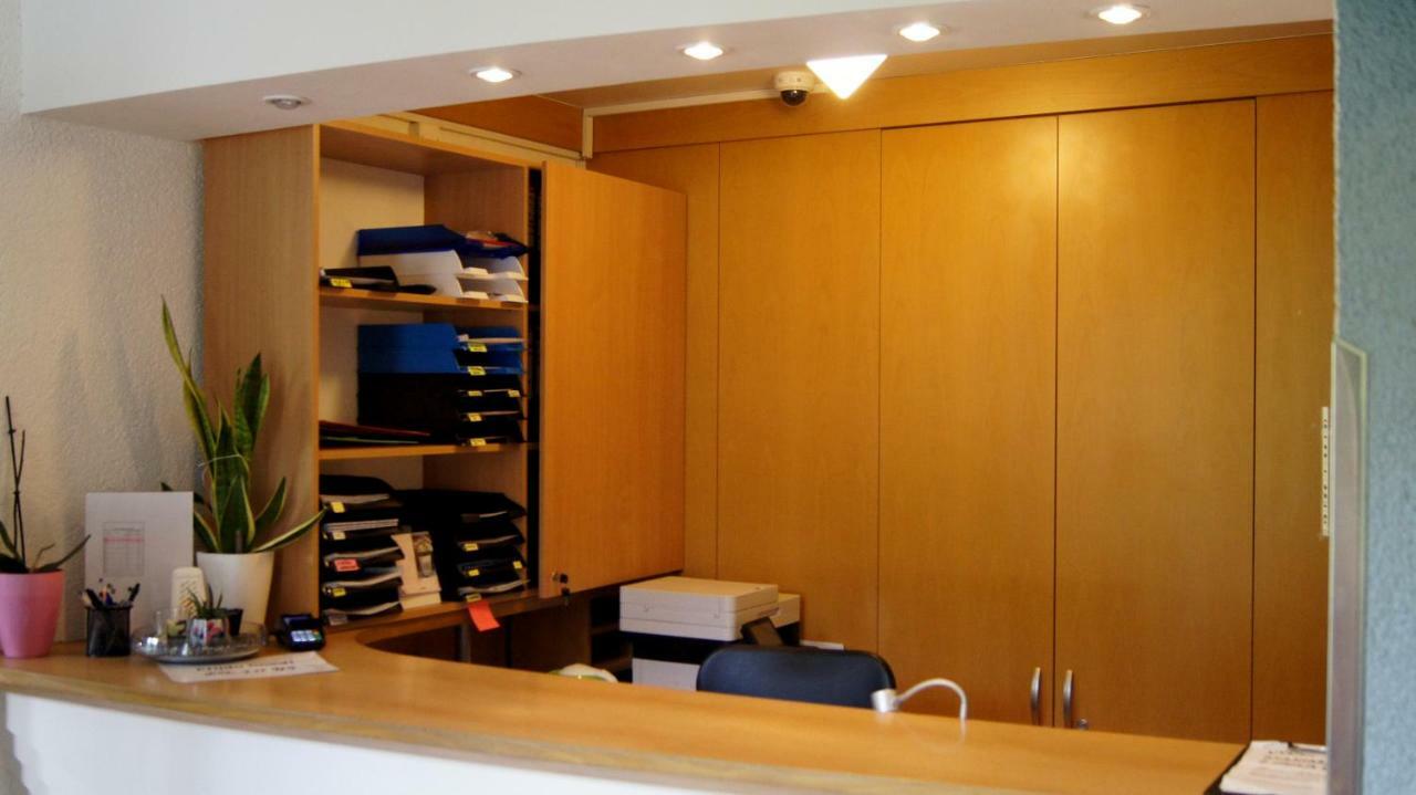 Km House Cerny Most Hostel Prague Luaran gambar