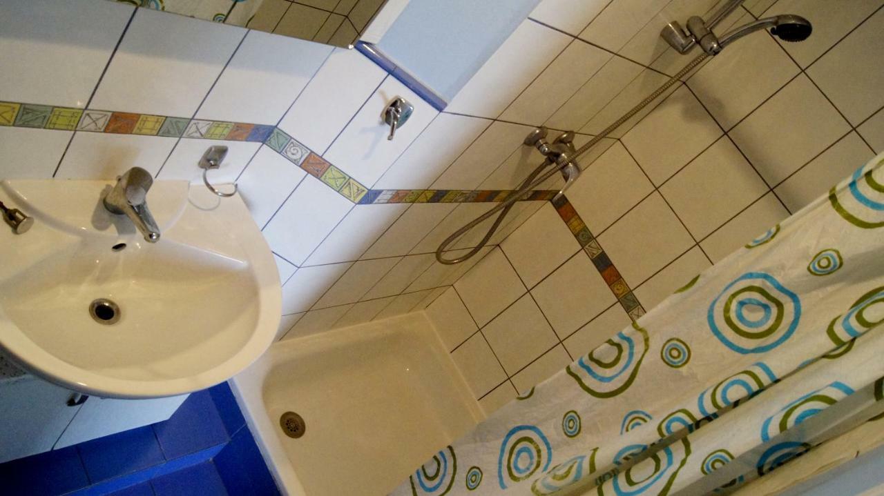 Km House Cerny Most Hostel Prague Luaran gambar