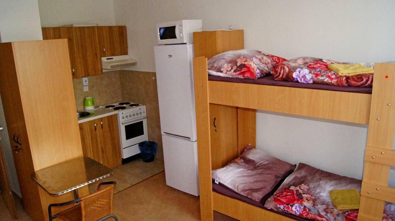 Km House Cerny Most Hostel Prague Luaran gambar