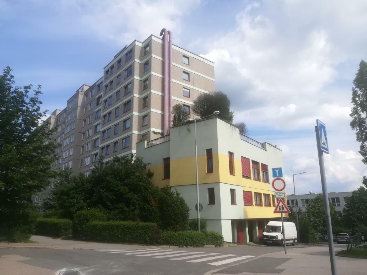 Km House Cerny Most Hostel Prague Luaran gambar