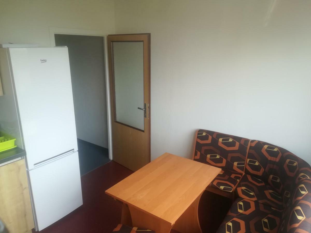 Km House Cerny Most Hostel Prague Luaran gambar