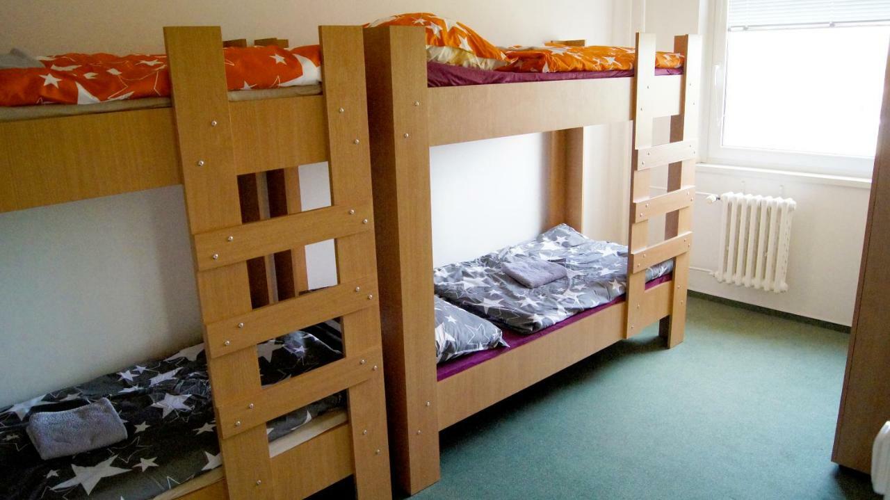 Km House Cerny Most Hostel Prague Luaran gambar