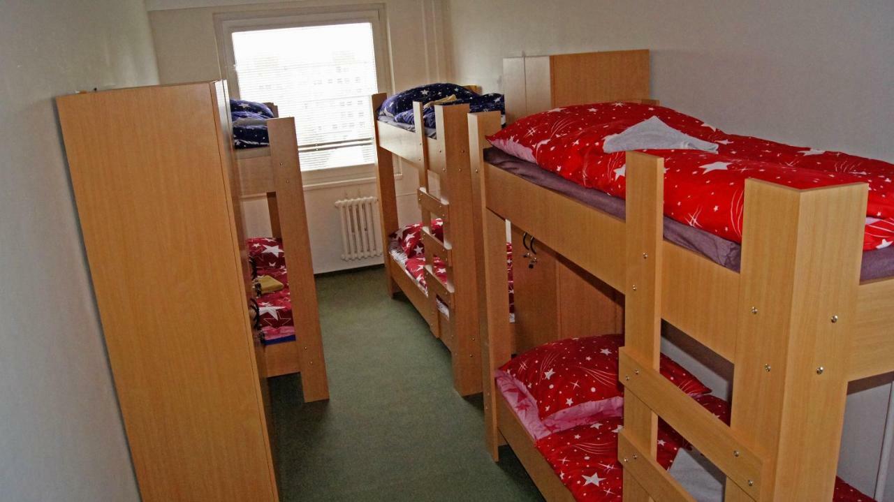 Km House Cerny Most Hostel Prague Luaran gambar