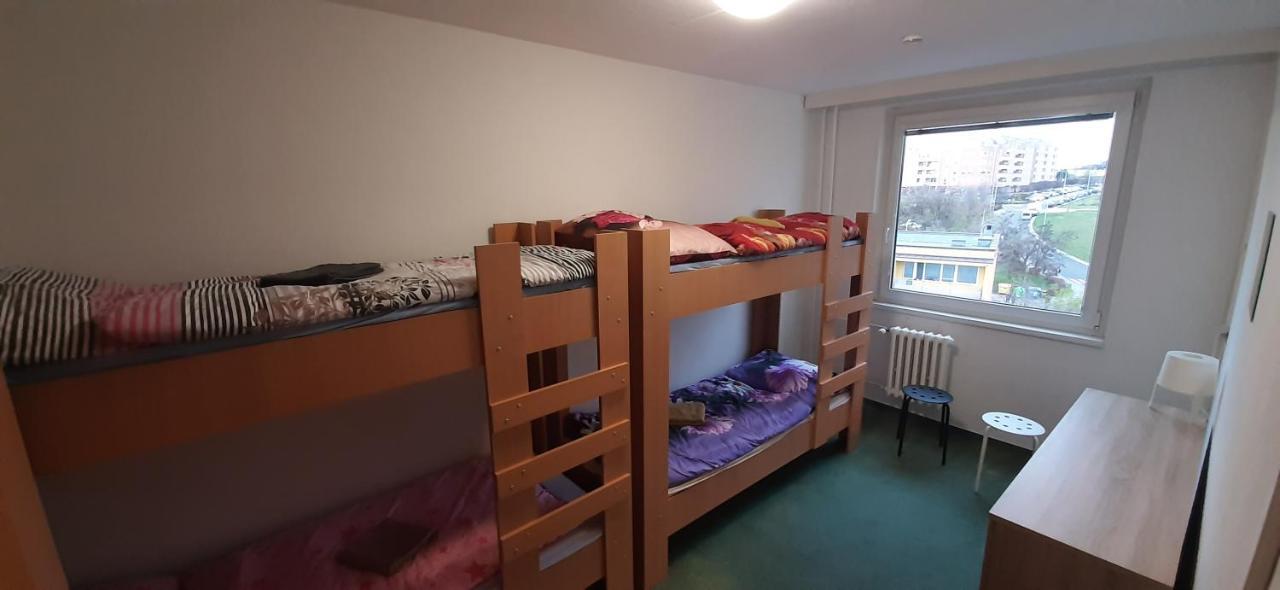 Km House Cerny Most Hostel Prague Luaran gambar